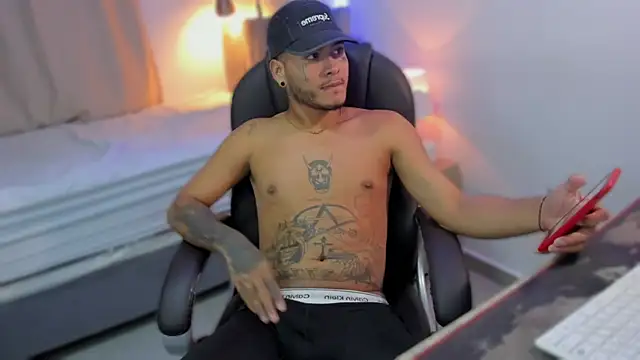 master evil07 online show from 11-26-25, 07:31