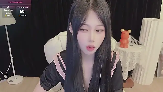 Snapshot of -Annababy chatting on 08-01-26, 12:48 -Annababy online show from 08-01-26, 12:48
