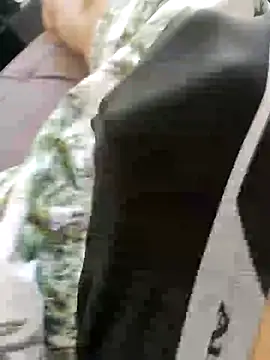 Snapshot of Netoo2025- chatting on 11-27-25, 02:41 Netoo2025- online show from 11-27-25, 02:41