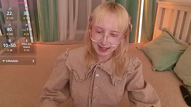Snapshot of _Babyface_ chatting on 08-04-26, 01:25 Babyface online show from 08-04-26, 01:25