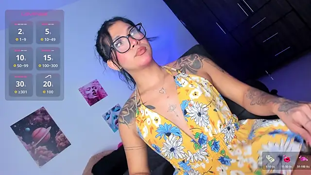 camila hott69  online show from 03-21-26, 03:00
