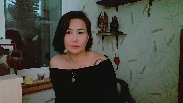 Nettie Allie online show from 11-29-25, 01:03