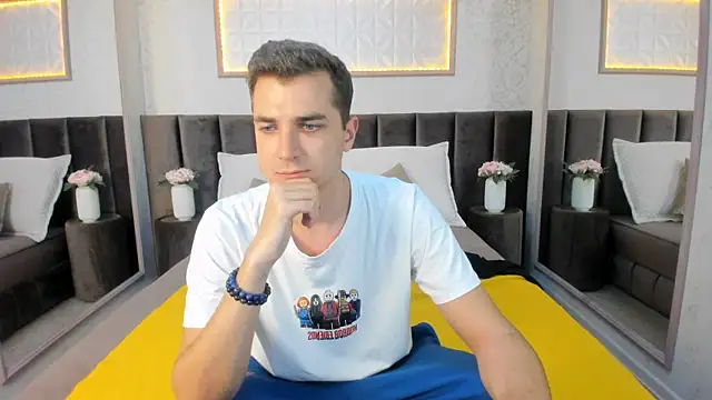 ThomasSmity online show from 11-25-25, 05:35