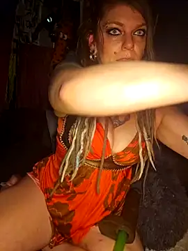 Snapshot of Horny_hippie chatting on 12-06-24, 03:30 Horny hippie online show from 12-06-24, 03:30