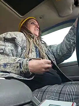 Snapshot of Horny_hippie chatting on 01-13-25, 07:53 Horny hippie online show from 01-13-25, 07:53