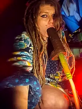 Snapshot of Horny_hippie chatting on 02-12-25, 10:48 Horny hippie online show from 02-12-25, 10:48