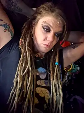 Snapshot of Horny_hippie chatting on 03-03-25, 09:26 Horny hippie online show from 03-03-25, 09:26