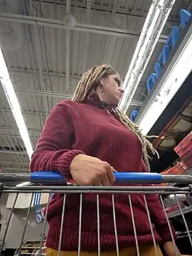 Snapshot of Horny_hippie chatting on 10-11-25, 11:47 Horny hippie online show from 10-11-25, 11:47