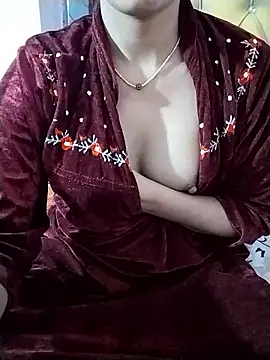 RASHMI SHARMA9 online show from 01-08-26, 05:48