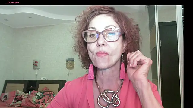 Kelly Flurr online show from 07-17-26, 06:35