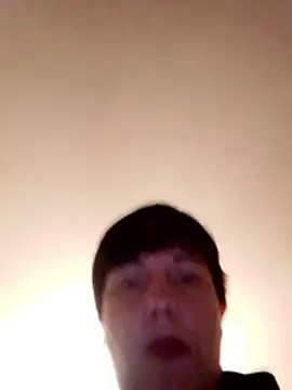 Snapshot of LusiaD chatting on 11-29-25, 02:09 LusiaD online show from 11-29-25, 02:09