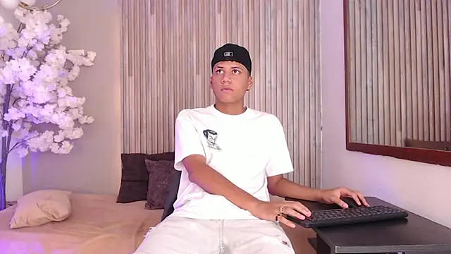 Andrey Lev1 online show from 12-02-25, 08:37