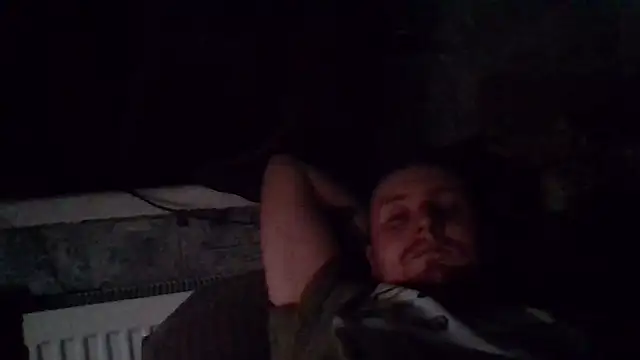 Snapshot of TattooHas chatting on 11-25-25, 09:26 TattooHas online show from 11-25-25, 09:26