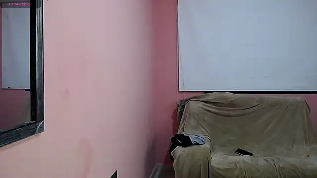 Snapshot of Karla_Soff_19 chatting on 01-13-26, 07:30 Karla Soff 19 online show from 01-13-26, 07:30