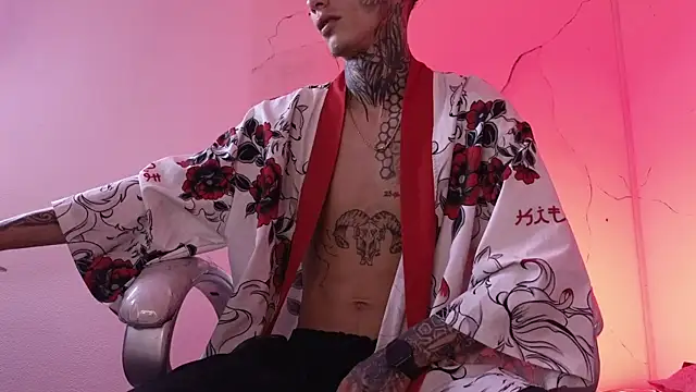 Paulo 527 online show from 04-21-26, 09:39