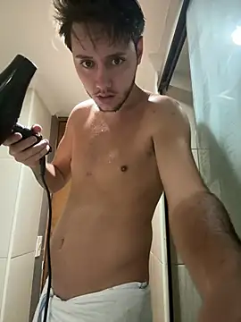 Snapshot of RicoValen chatting on 02-19-26, 01:12 RicoValen online show from 02-19-26, 01:12