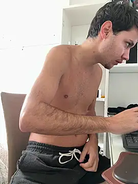 Snapshot of RicoValen chatting on 03-06-26, 04:03 RicoValen online show from 03-06-26, 04:03