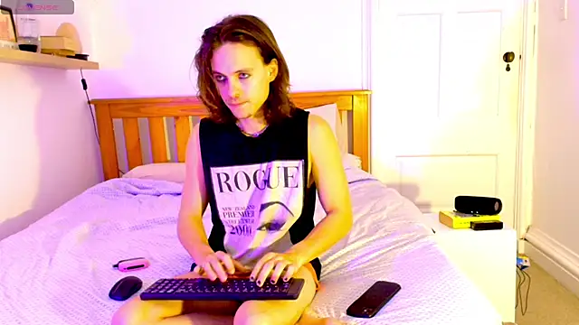 Snapshot of punktwink420 chatting on 03-04-26, 11:44 punktwink420 online show from 03-04-26, 11:44