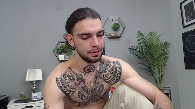 Snapshot of KaneHunter chatting on 01-15-26, 08:34 KaneHunter online show from 01-15-26, 08:34