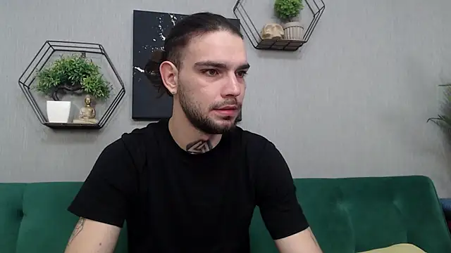 Snapshot of KaneHunter chatting on 01-18-26, 08:12 KaneHunter online show from 01-18-26, 08:12