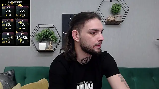 Snapshot of KaneHunter chatting on 02-11-26, 08:25 KaneHunter online show from 02-11-26, 08:25