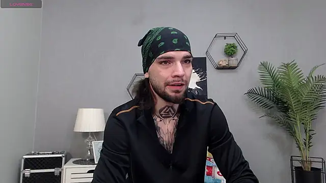 Snapshot of KaneHunter chatting on 02-23-26, 09:12 KaneHunter online show from 02-23-26, 09:12