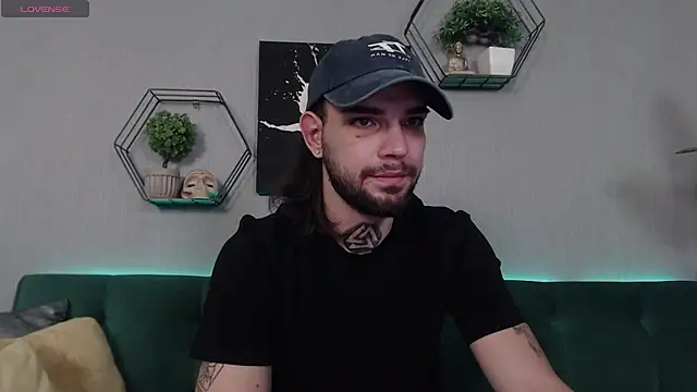 Snapshot of KaneHunter chatting on 02-28-26, 08:43 KaneHunter online show from 02-28-26, 08:43