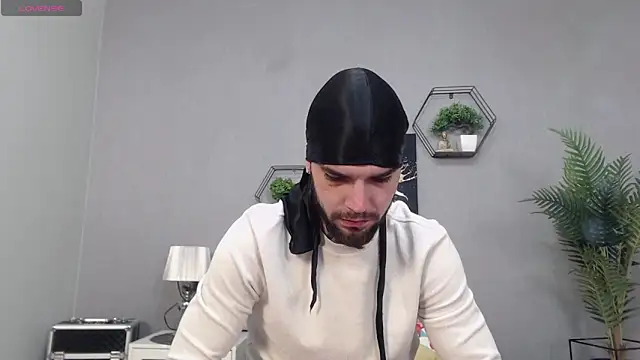 Snapshot of KaneHunter chatting on 03-03-26, 11:54 KaneHunter online show from 03-03-26, 11:54