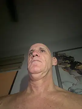 Snapshot of Elosoo chatting on 01-14-26, 09:26 Elosoo online show from 01-14-26, 09:26