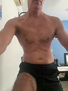 Snapshot of Elosoo chatting on 01-18-26, 01:37 Elosoo online show from 01-18-26, 01:37