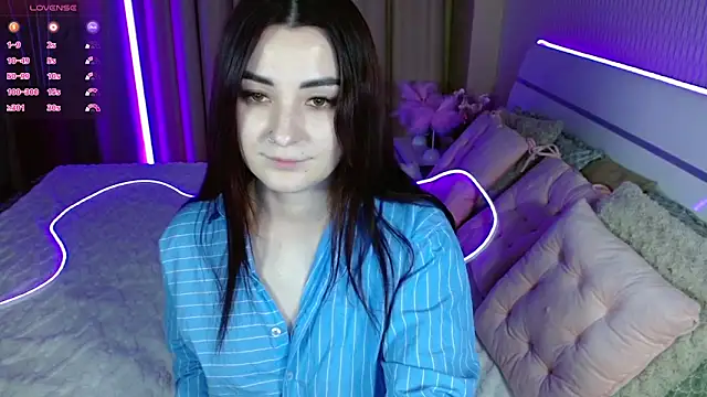 Snapshot of AdeleCutie chatting on 12-03-25, 08:29 AdeleCutie online show from 12-03-25, 08:29