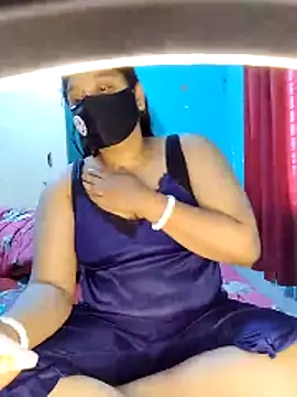 Snapshot of priya2098 chatting on 03-07-26, 07:27 priya2098 online show from 03-07-26, 07:27