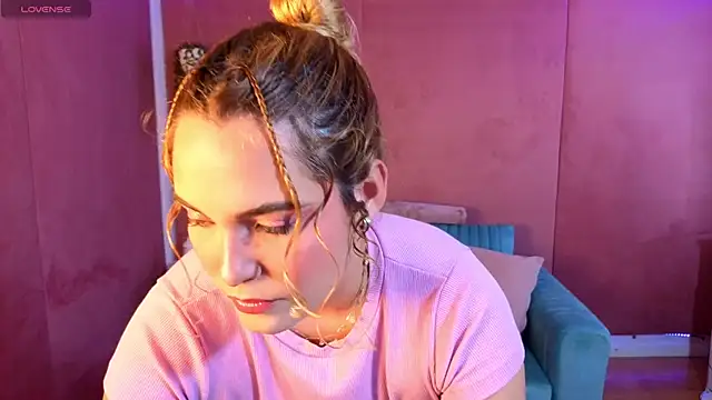 AdharaWo online show from 03-25-26, 12:27