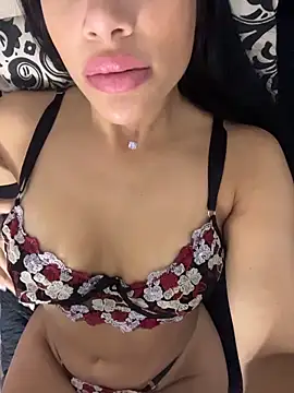 NancyQuen online show from 12-01-25, 01:27