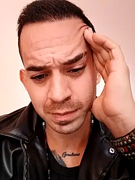 Snapshot of hazarcannn chatting on 11-30-25, 10:19 hazarcannn online show from 11-30-25, 10:19