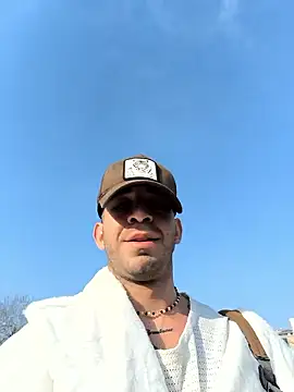 Snapshot of hazarcannn chatting on 12-19-25, 08:32 hazarcannn online show from 12-19-25, 08:32