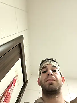 Snapshot of hazarcannn chatting on 02-14-26, 04:59 hazarcannn online show from 02-14-26, 04:59