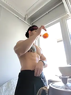 Snapshot of hazarcannn chatting on 03-10-26, 12:21 hazarcannn online show from 03-10-26, 12:21