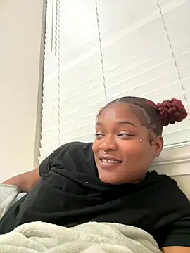 yourfavvebonyy online show from 11-28-25, 07:55