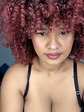 Snapshot of Leana23 chatting on 03-05-26, 02:02 Leana23 online show from 03-05-26, 02:02