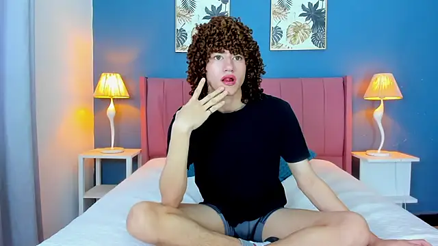 Snapshot of joss_shellby chatting on 02-20-26, 02:17 joss shellby online show from 02-20-26, 02:17