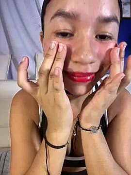 Snapshot of ZoeyFierce chatting on 02-18-26, 01:07 ZoeyFierce online show from 02-18-26, 01:07