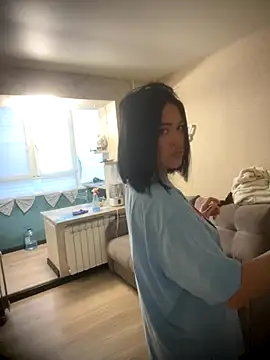 Suzanna25 online show from 11-27-25, 11:23