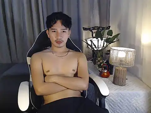  bigcock charles online show from 12-03-25, 10:30