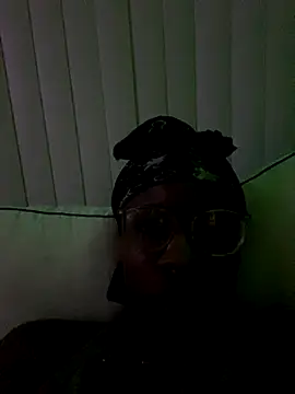 Snapshot of Sklarjnb chatting on 11-27-25, 12:13 Sklarjnb online show from 11-27-25, 12:13