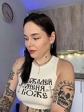 EvaNoirrr online show from 12-04-25, 06:23