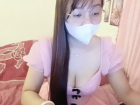 Snapshot of BabyDoll1999 chatting on 03-03-26, 12:44 BabyDoll1999 online show from 03-03-26, 12:44