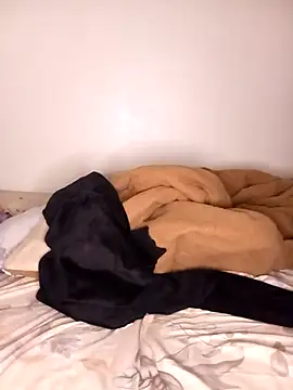 Snapshot of cath244 chatting on 12-04-25, 11:46 cath244 online show from 12-04-25, 11:46