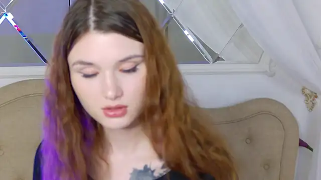 CrystalBrooks online show from 11-30-25, 04:55