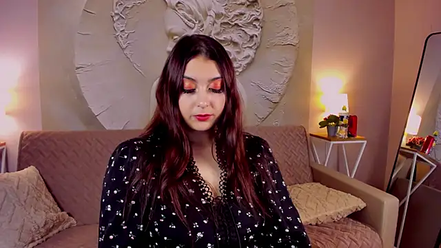 EvelineLaws online show from 11-29-25, 10:29